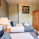 Woodlands Boutique * Уиндермир